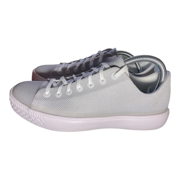 Converse Modern Ox Chuck Taylor All Star size 10.5 - Picture 1 of 11